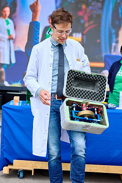 2025 - Bühnenprogramm Experimenteshow